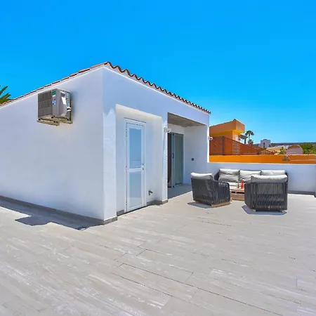 Mateo With An Ocean View Villa *